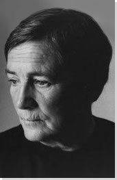 Agnes Martin Photo