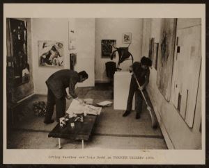 Irving Sandler and Lois Dodd in Tanager Gallery (1956)