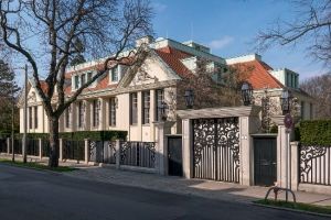 Josef Hoffmann and associated artists, Villa Primavesi, Vienna, 1913-15