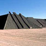 Heizer, Michael Famous Art
