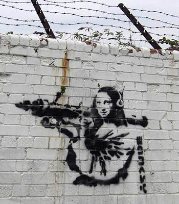 banksy mona lisa bazooka theartstory most 2007 2008 london