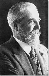 louis comfort tiffany biography