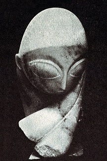 Postcard made for the 1913 Armory Show featuring Brâncuși's <i>Portrait of Mlle Pogany</i> (1912)