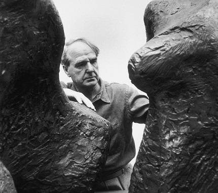 Henry Moore in Much Hadham, England (1950)