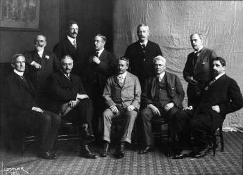 Back Row, Left to Right: Chase, Benson, Tarbell, Dewing, DeCamp Front Row: Simmons, Metcalf, Hassam, Weir, Reid (1908)
