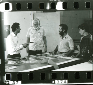John Baldessari working with Jean Milant and other artists at the Cirrus Gallery workshop in Los Angeles in 1971.