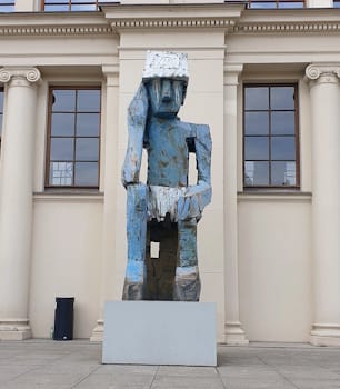 <i>Volk Ding Zero (Folk Thing Zero)</i> is a monumental 2009 bronze and oil paint sculpture by Georg Baselitz.