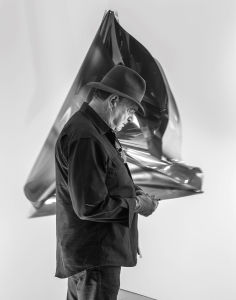 Larry Bell in Taos Studio with <i>Light Knot</i> (2015). Photo by Paul O'Connor. Courtesy of the artist.
