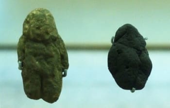 Replicas of the <i>Tan-Tan</i> figurine and the <i>Berekhat Ram</i> figurine in the Museum of Human Evolution in Burgos, Spain