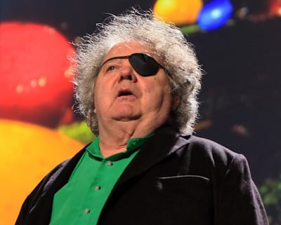 A car accident in 1976 left Chihuly (pictured here in 2009) permanently blind in one eye, affecting his depth perception, and forcing him to rely on his team of assistants to execute the dangerous work of blowing his glass pieces.