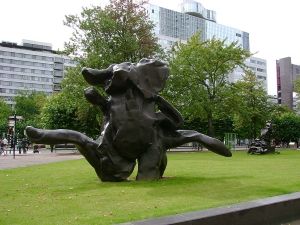 De Kooning's <i>Standing Figure</i> (1972) is an example of his sculptural forays in the 1970s, in which the expressivity of his paintings takes on three dimensions. Photo taken in Rotterdam, The Netherlands.