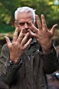 Andy Goldsworthy shows the damages caused by years working bare hand and handling rough natural materials, 2017