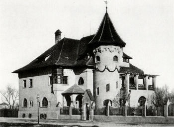 Hermann Obrist's design for a Munich villa (1893) combines Gothic inspiration with Jugendstil, as seen in the tower with its diagonally placed windows that create a spiraling movement.