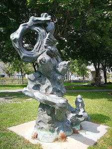 Masson's sculpture <i>Femme tourmentée</i> (1942) in Montréal, Canada