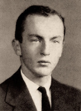 Frank O’Hara's Harvard University senior year portrait (1950). Despite his difficult and complex personal life, O'Hara excelled in college.