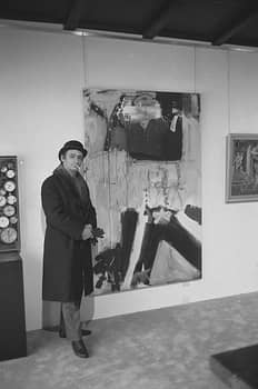 O'Hara's close friend, Larry Rivers, was one of the first American artist to engage with non-objective art.
