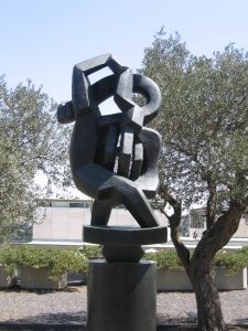 Jacques Lipchitz's <i>La joie de vivre</i> (<i>The Joy of Life</i>) (1927) with its intersecting geometric forms.