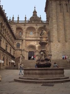 This photograph of <i>The square of das Pratarías</i> shows the only remaining Romanesque façade (1103-1117) of Santiago de Compostela as the rest of the church was subsequently redesigned. Photo by Jansoone.