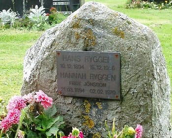 Tombstone of Hannah Ryggen and her husband, Hans, in a cemetery in Ørlandet, Norway.