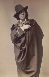 Oscar Wilde in his iconic Bohemian regalia