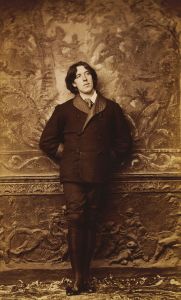 Wilde, photographed in New York City, 1882