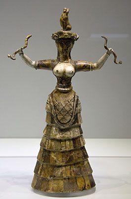 Snake Goddess (c.1600 BCE)