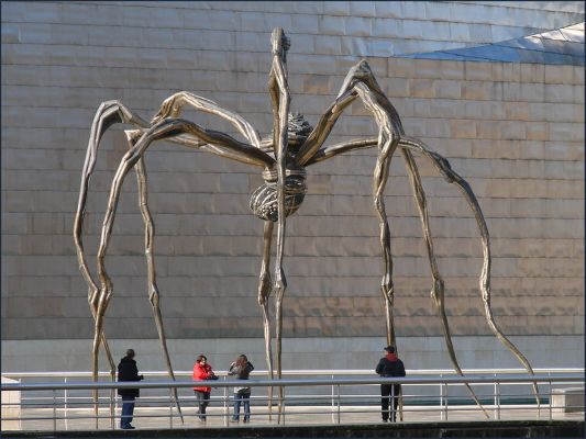 Louise Bourgeois Sculptures, Bio, Ideas