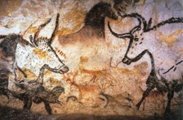 Hall of Bulls (16,000-14,000 BC)