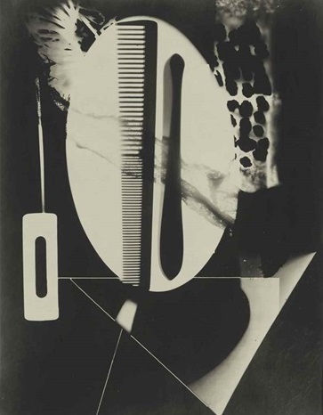 Man Ray: Rayograph (1922)