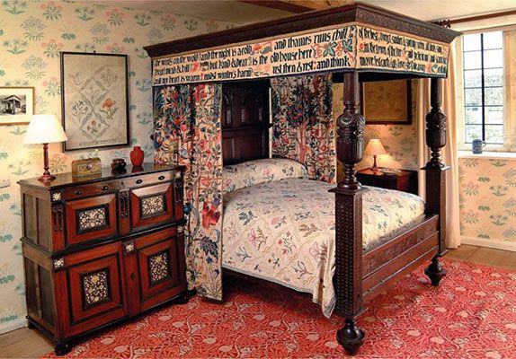 May Morris: Kelmscott Manor Bed Hangings (1891-3)