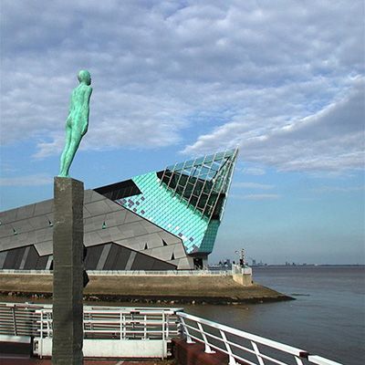 Steinunn Thórarinsdóttir: Voyages (2006)