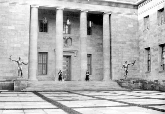 Albert Speers: Courtyard of Honor, New Reich Chancellery (1939)