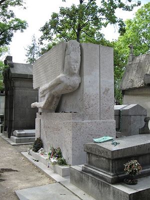 Jacob Epstein: The tomb of Oscar Wilde (1914)